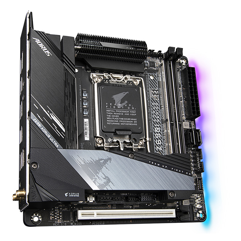 Scheda Madre Desktop Mini-ITX  - Lga 1700 Ddr5 Itx Motherboard recensione e prezzo